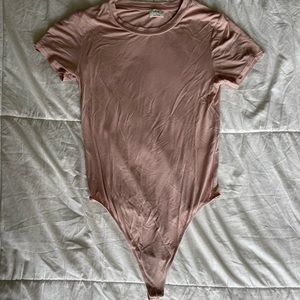 Aritzia Wilfred Free Bodysuit